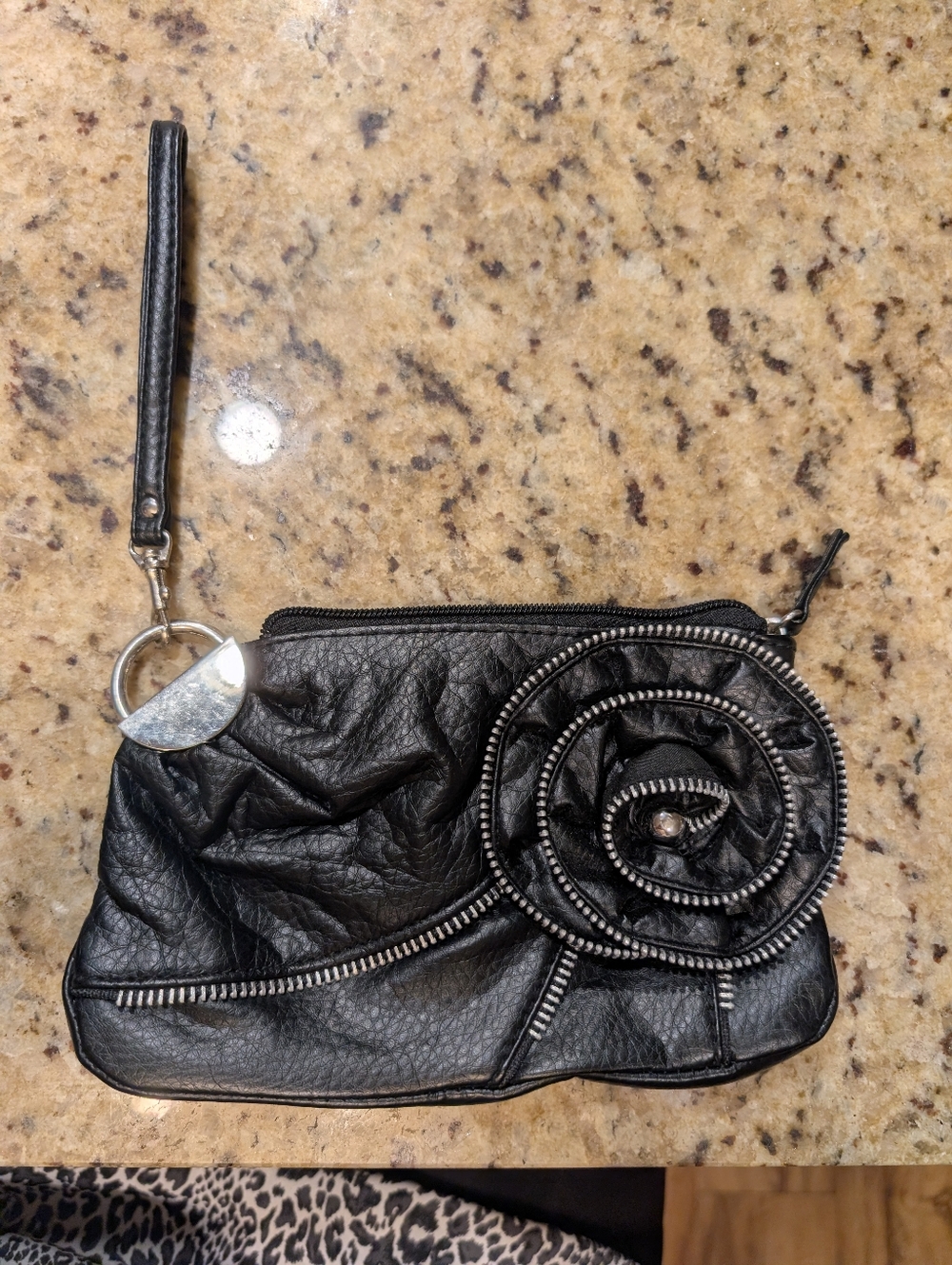 Chautea Black Flower Embellished Wristlet Clutch